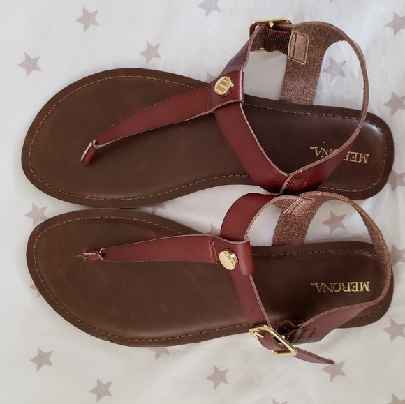 thong sandals with ankle strap